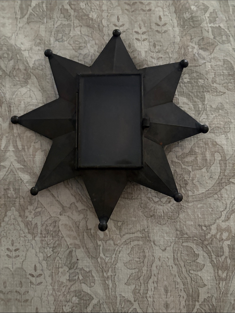 Black Starburst Metal Wall Frame - Decorative Home Wall Decor - Picture 1 of 3